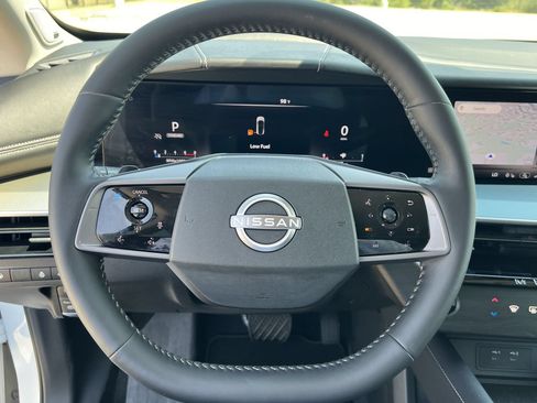 Used 2025 Nissan Murano SL AWD/4WD image 8