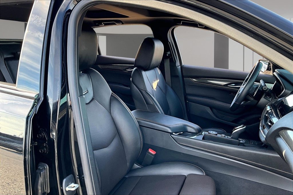 Used 2021 Cadillac CT5 Sport RWD image 7