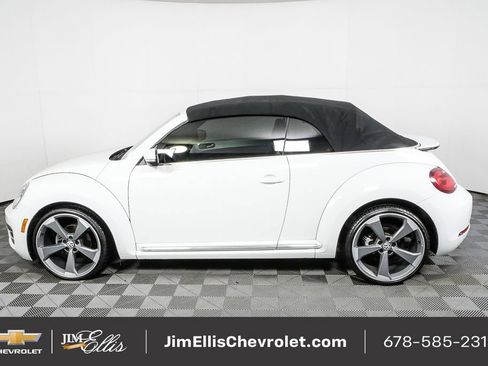 Used 2018 Volkswagen Beetle 2.0T S image 2