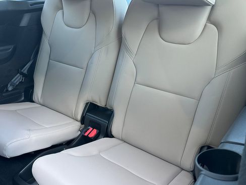 New 2026 Volvo XC90 T8 Plus w/ Protection Package Premier image 16