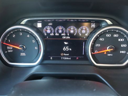 Used 2021 Chevrolet Suburban High Country image 26