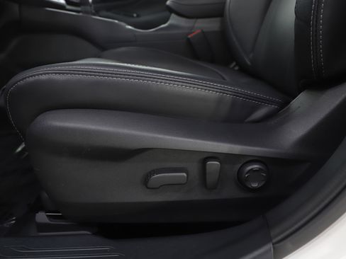 Used 2025 Subaru Outback Touring w/ Tech Package 3 image 24