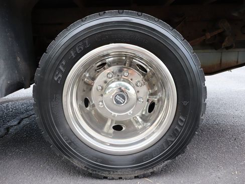 Used 2001 Ford F450 image 41