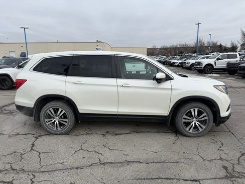 Used 2016 Honda Pilot EX-L image 2