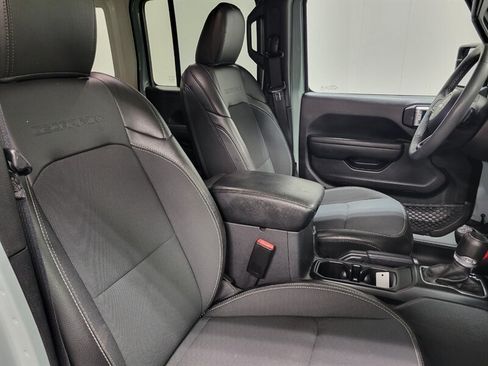 Used 2023 Jeep Wrangler Unlimited Sport AWD/4WD image 48
