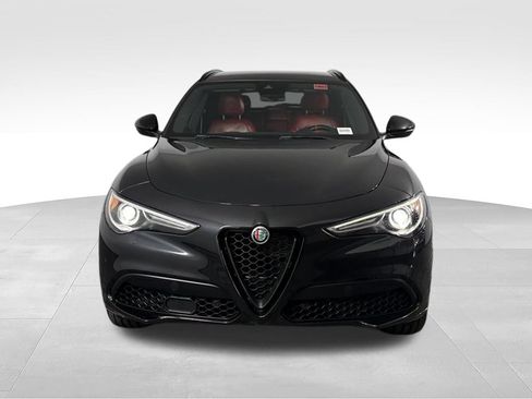 Used 2023 Alfa Romeo Stelvio Veloce AWD/4WD image 9