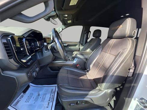 Used 2024 Chevrolet Silverado 2500 High Country w/ Technology Package image 21