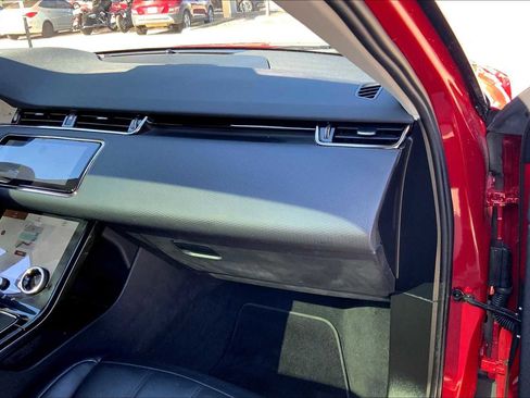 Used 2023 Land Rover Range Rover Evoque HST image 18