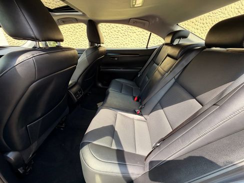 Used 2016 Lexus ES 350 FWD image 17