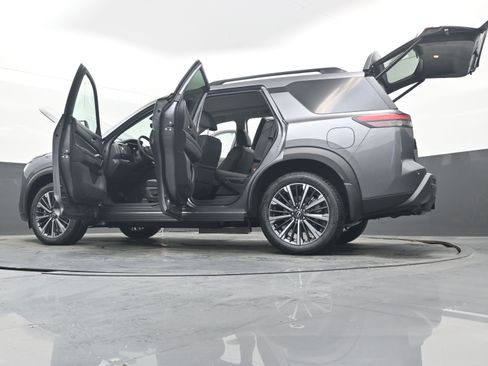 New 2026 Nissan Pathfinder Platinum FWD image 44