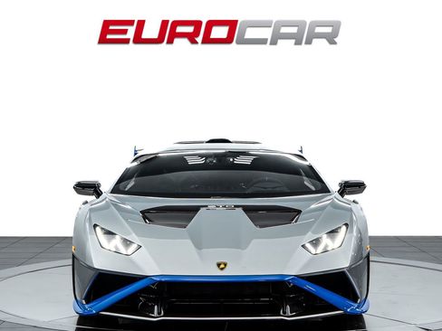 Used 2023 Lamborghini Huracan STO RWD image 8