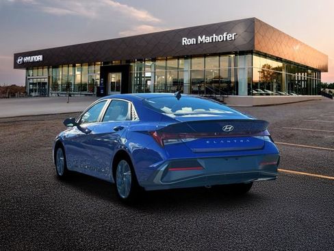 New 2026 Hyundai Elantra SEL Sport image 5