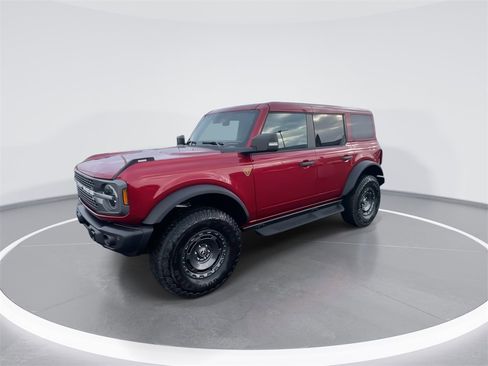 New 2025 Ford Bronco Badlands image 4