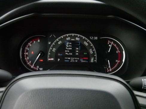 Certified 2025 Toyota RAV4 XLE image 21