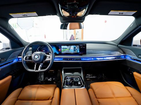Used 2023 BMW 740i RWD image 50