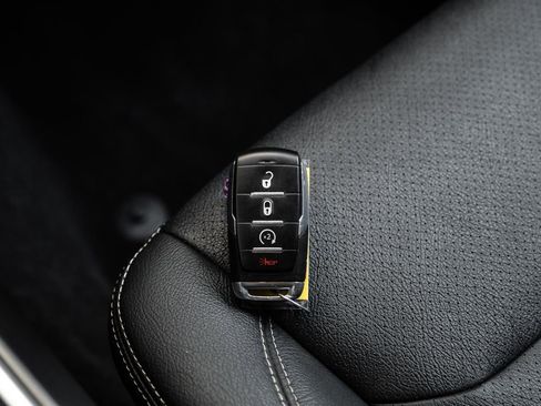 Used 2023 RAM 1500 Big Horn AWD/4WD image 72