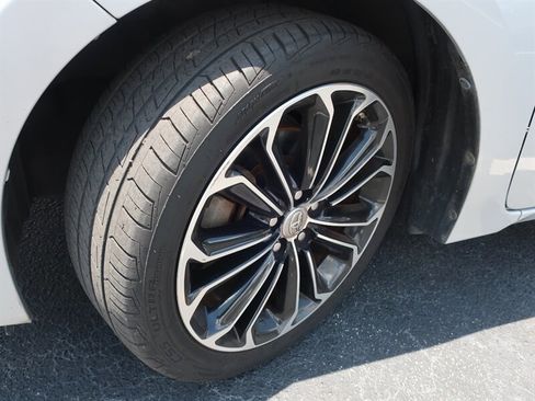 Used 2015 Toyota Corolla S FWD image 27