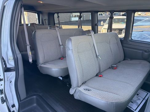 Used 2023 Chevrolet Express 3500 LS image 26