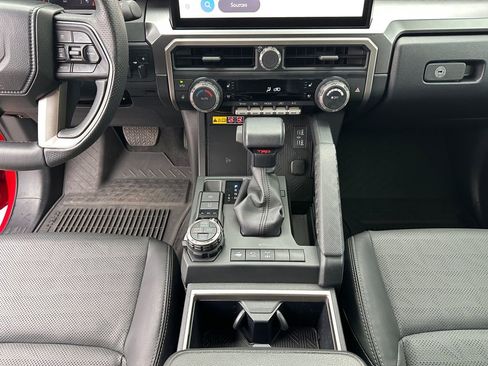 Used 2025 Toyota 4Runner TRD Off-Road Premium w/ Tow Technology Package image 16