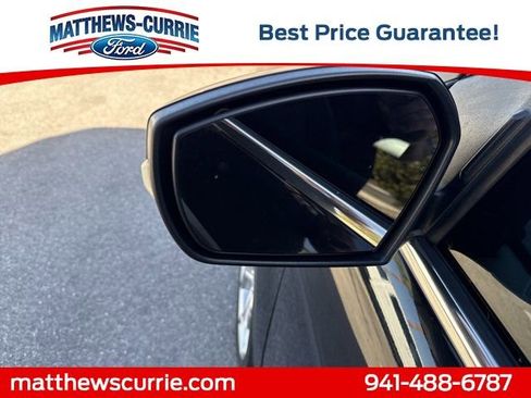 Certified 2019 Ford Escape Titanium image 8