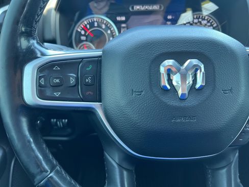 Used 2019 RAM 1500 Big Horn AWD/4WD image 29