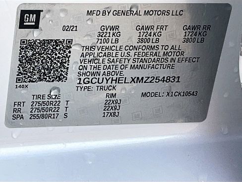 Used 2021 Chevrolet Silverado 1500 High Country w/ Technology Package image 32