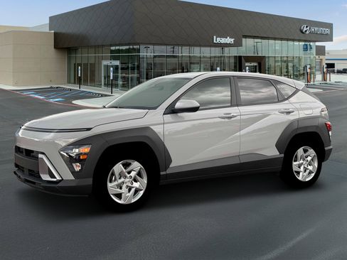 New 2026 Hyundai Kona SE FWD image 2