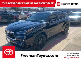 Used 2023 Toyota Highlander LE FWD video 1