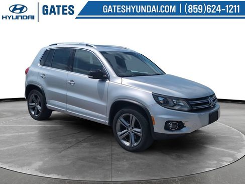 Used 2017 Volkswagen Tiguan Sport AWD/4WD image 1