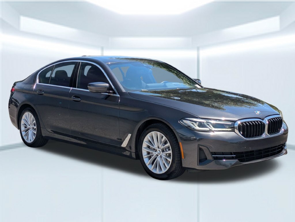 Used 2023 BMW 530i w/ Premium Package RWD image 7