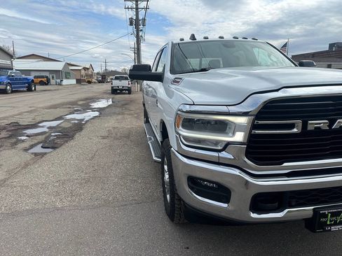 Used 2021 RAM 2500 Big Horn w/ Level 2 Equipment Group AWD/4WD image 31