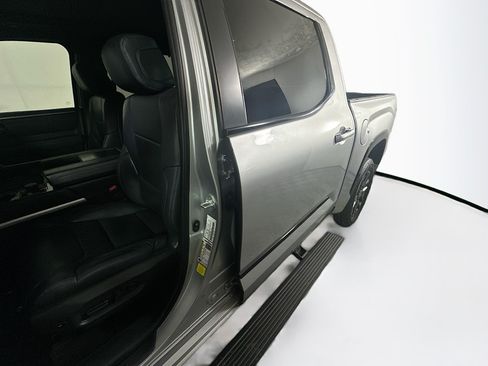 Used 2024 Toyota Tundra Platinum AWD/4WD image 12