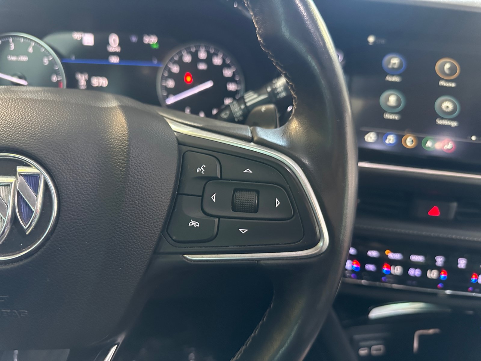 Used 2022 Buick Envision Avenir w/ Technology Package II FWD image 20