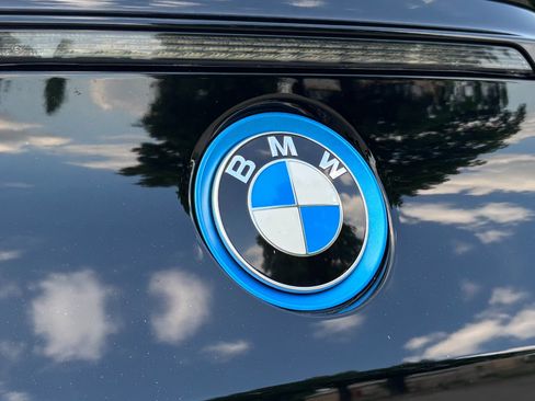 Used 2019 BMW i8 Roadster AWD/4WD image 21