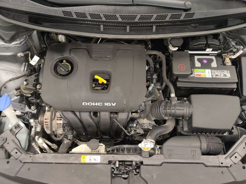 Used 2017 Kia Forte S FWD image 30