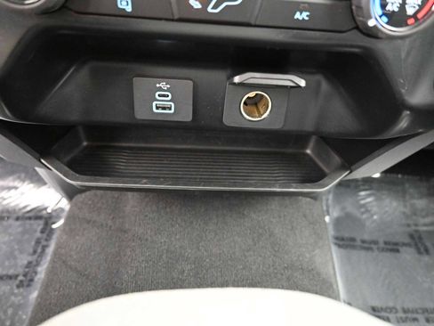 Used 2025 Ford F250 XLT image 43