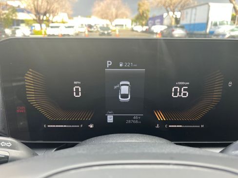 Used 2025 Kia K4 LXS image 39