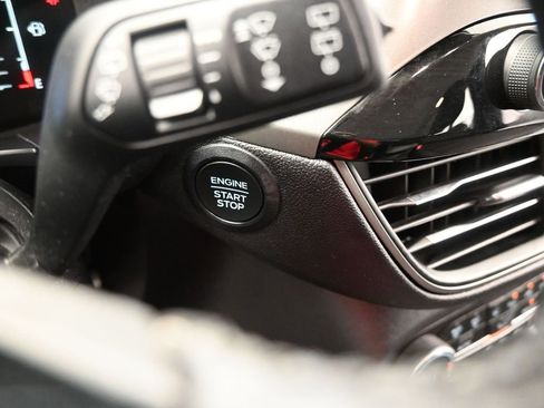 Used 2023 Ford Escape Active image 24