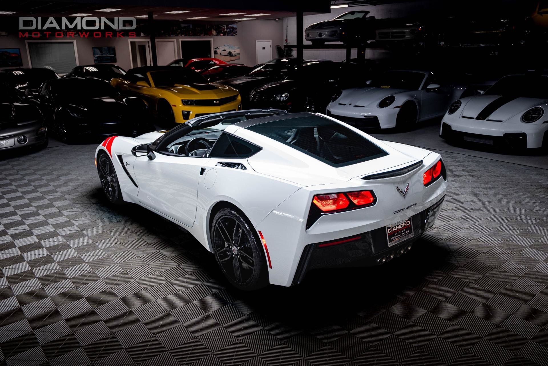 Used 2019 Chevrolet Corvette Stingray Coupe w/ 1LT RWD image 3