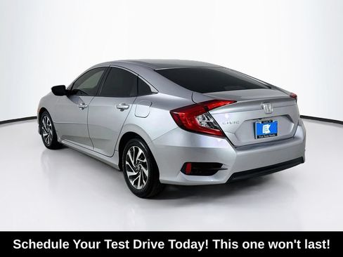 Used 2016 Honda Civic EX image 5