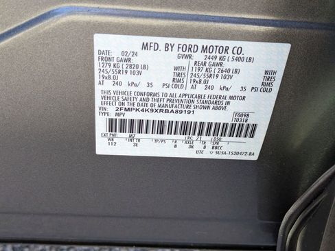 Used 2024 Ford Edge Titanium image 41