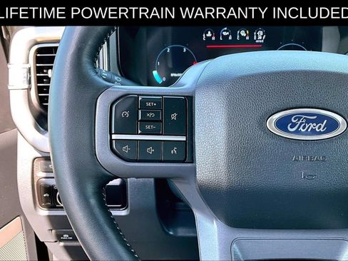Used 2024 Ford F250 Lariat AWD/4WD image 24