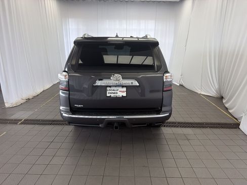 Used 2022 Toyota 4Runner Limited AWD/4WD image 6