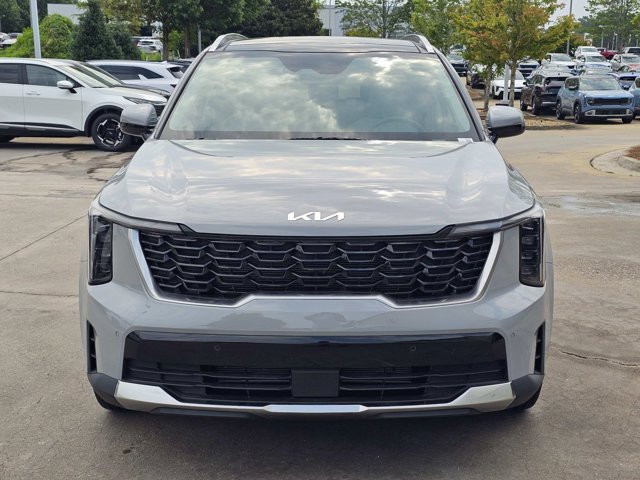 Used 2025 Kia Sorento S w/ Panoramic Sunroof Package FWD image 2