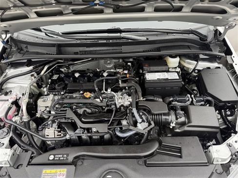 Used 2025 Toyota Corolla LE image 24