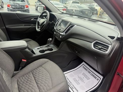 Used 2020 Chevrolet Equinox LT FWD image 44