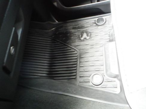 Certified 2024 RAM 1500 Laramie AWD/4WD image 44