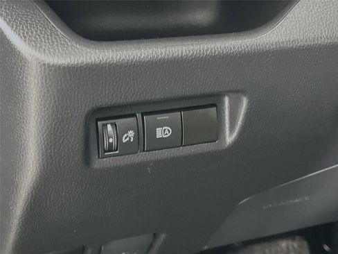 Used 2025 Toyota RAV4 XLE image 14