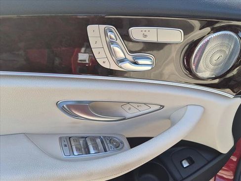 Used 2022 Mercedes-Benz E 350 Sedan image 11