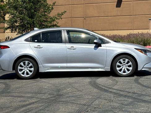 Used 2024 Toyota Corolla LE FWD image 3